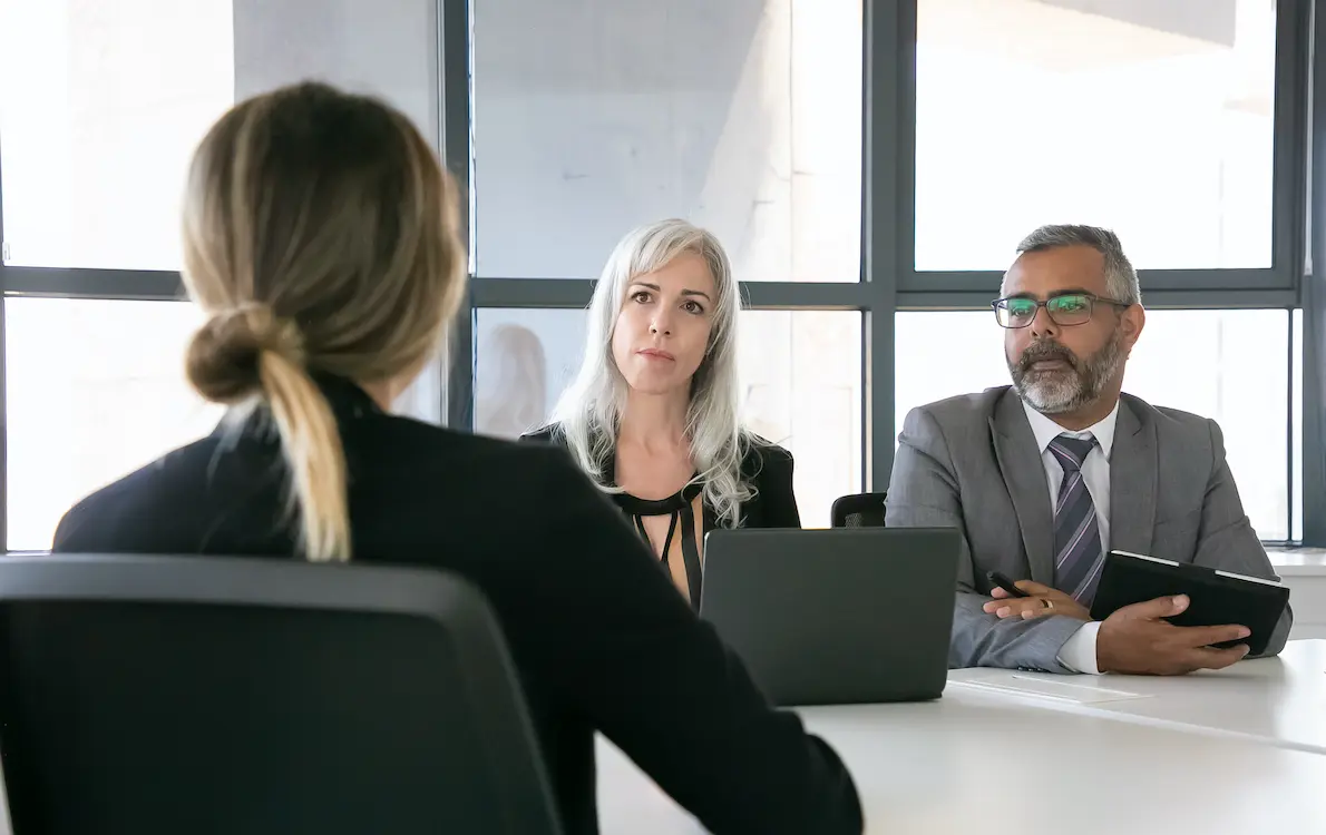 beXpert prepares you to appear confidently for a job interview 